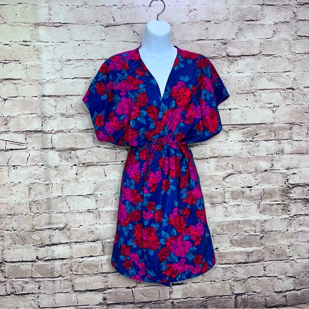 Vintage Colorful Deena Short Sleeve Kimono Wrap Satin Robe Womens Medium Floral